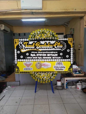 Papan Bunga di Tanduk Ampel